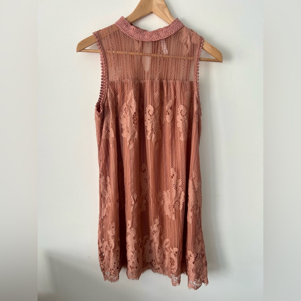 Xhilaration Lace Sleeveless Dress in Dusty Rose